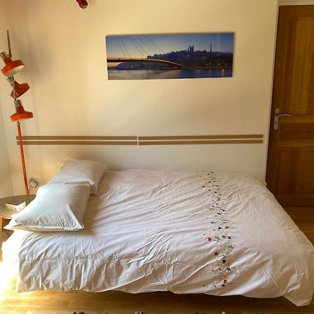 Bed and Breakfast Les Cabanons Dardilly Exterior foto