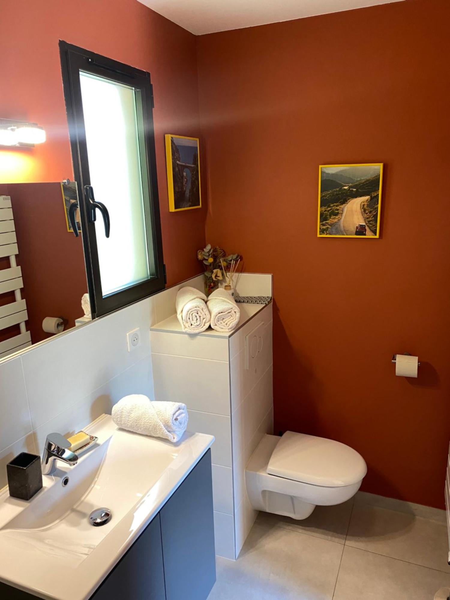 Bed and Breakfast Les Cabanons Dardilly Exterior foto