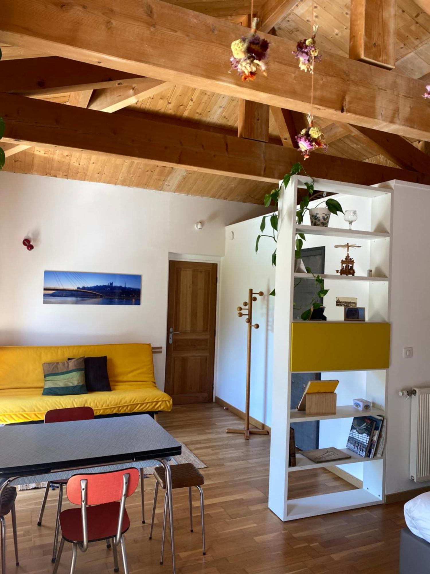 Bed and Breakfast Les Cabanons Dardilly Exterior foto