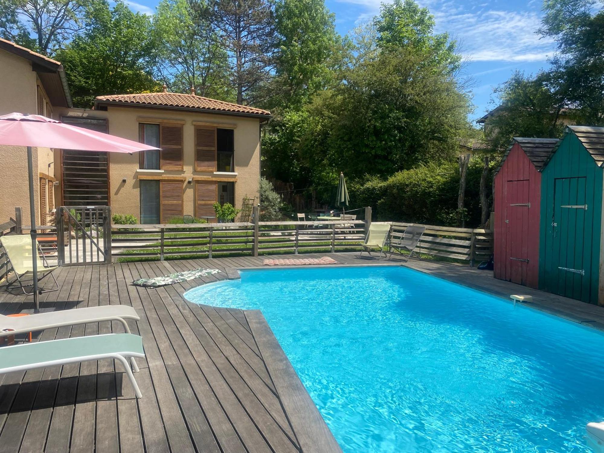 Bed and Breakfast Les Cabanons Dardilly Exterior foto